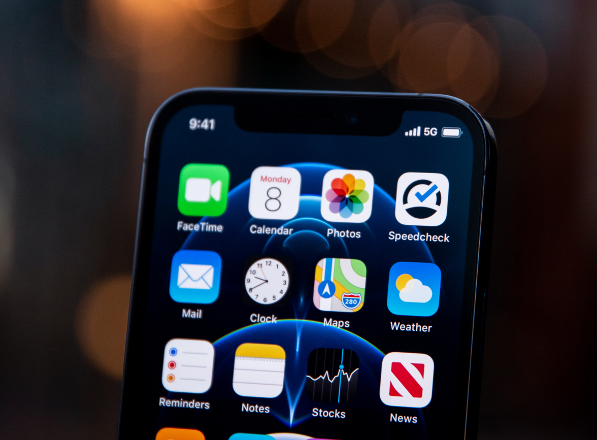 台儿庄苹果手机维修分享为什么 iPhone 12 在冬季会自动关机 